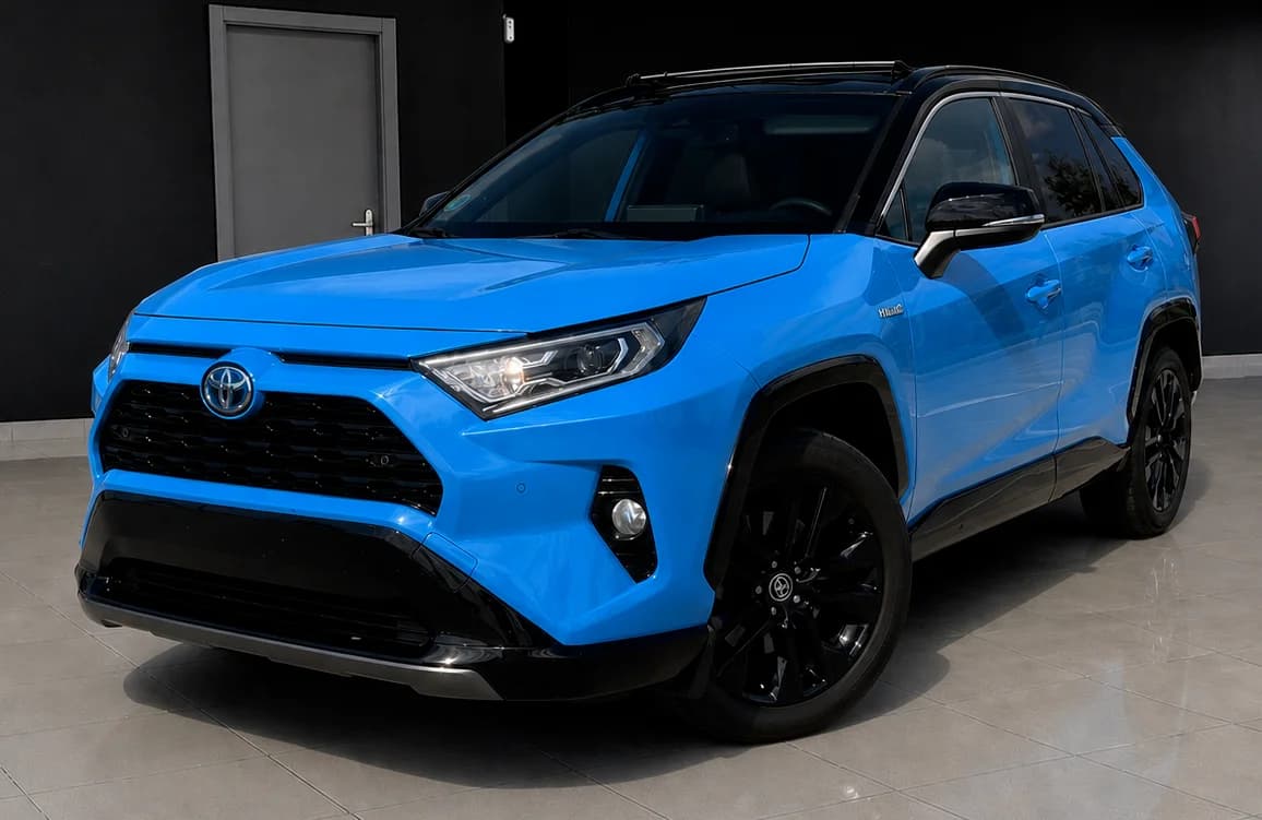 Toyota Rav4 2.5L 220H Feel!